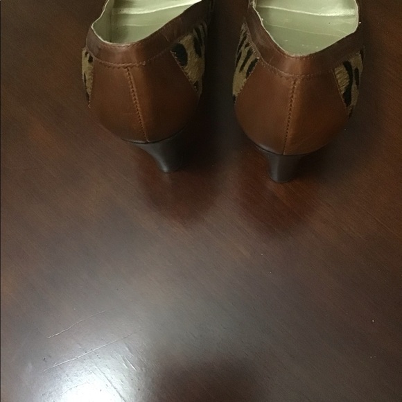 BEAUTIFUL Franco Sarto leopard mohair Pump - Picture 6 of 7